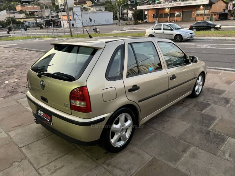 VOLKSWAGEN - GOL - 2000/2000 - Dourada - R$ 36.900,00