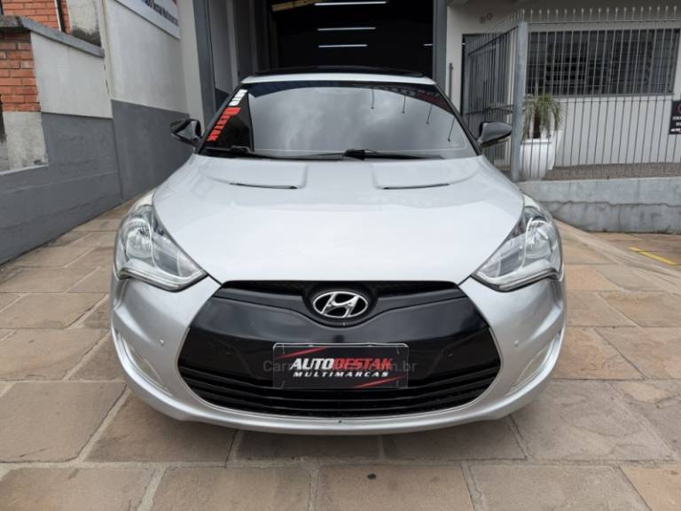 HYUNDAI - VELOSTER - 2013/2013 - Prata - R$ 63.900,00