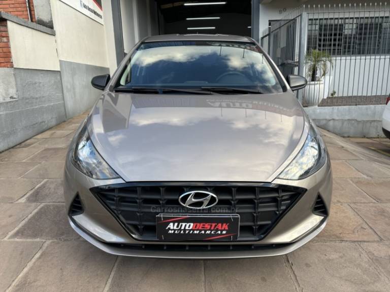 HYUNDAI - HB20 - 2022/2022 - Prata - R$ 56.900,00