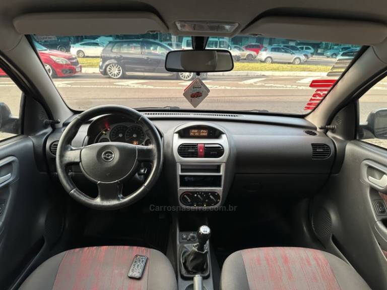 CHEVROLET - MONTANA - 2010/2010 - Preta - R$ 43.900,00