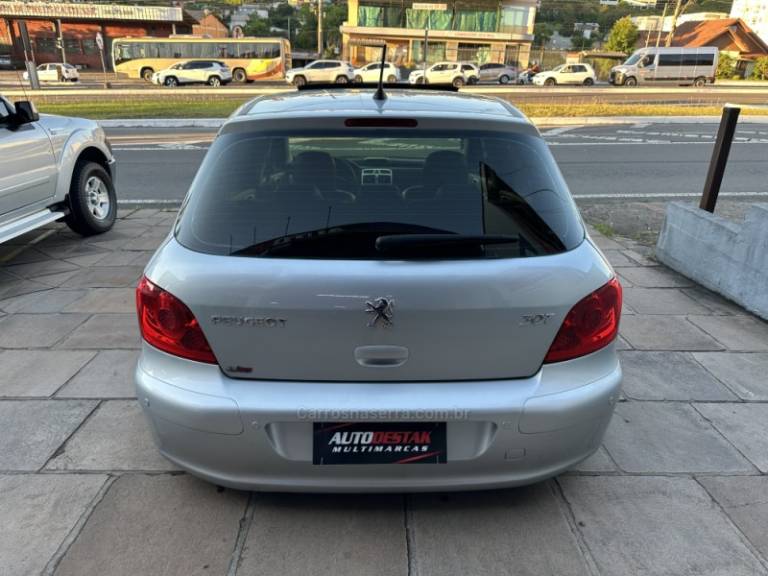 PEUGEOT - 307 - 2010/2010 - Prata - R$ 29.900,00