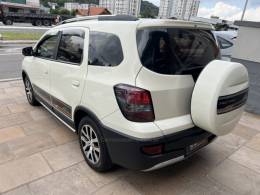 CHEVROLET - SPIN - 2016/2016 - Branca - R$ 59.900,00