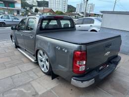 CHEVROLET - S10 - 2013/2013 - Cinza - R$ 115.000,00