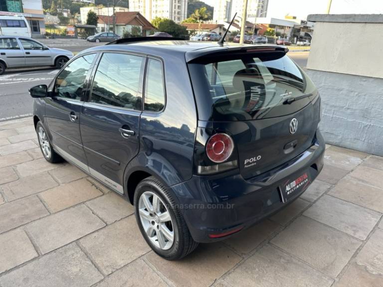 VOLKSWAGEN - POLO - 2012/2012 - Azul - R$ 65.900,00