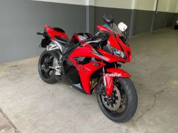 HONDA - CBR 600RR - 2010/2010 - Vermelha - R$ 45.900,00