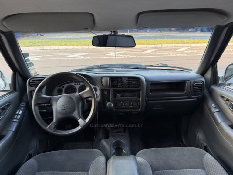 CHEVROLET - S10 - 2006/2006 - Prata - R$ 71.900,00